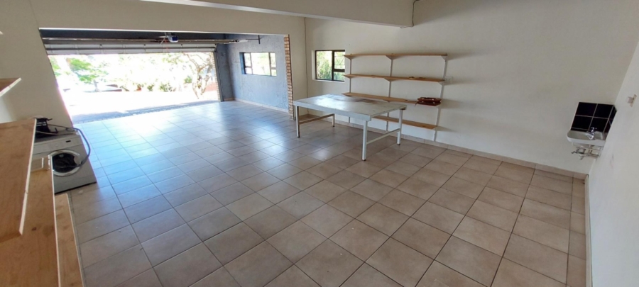 4 Bedroom Property for Sale in Blue Bend Eastern Cape